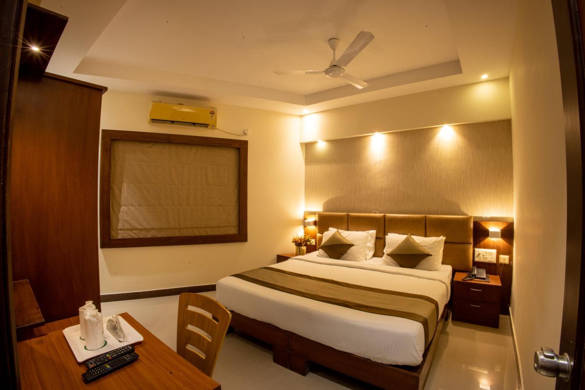 Metro Plaza By Rak Rooms, Hotel Mangalore